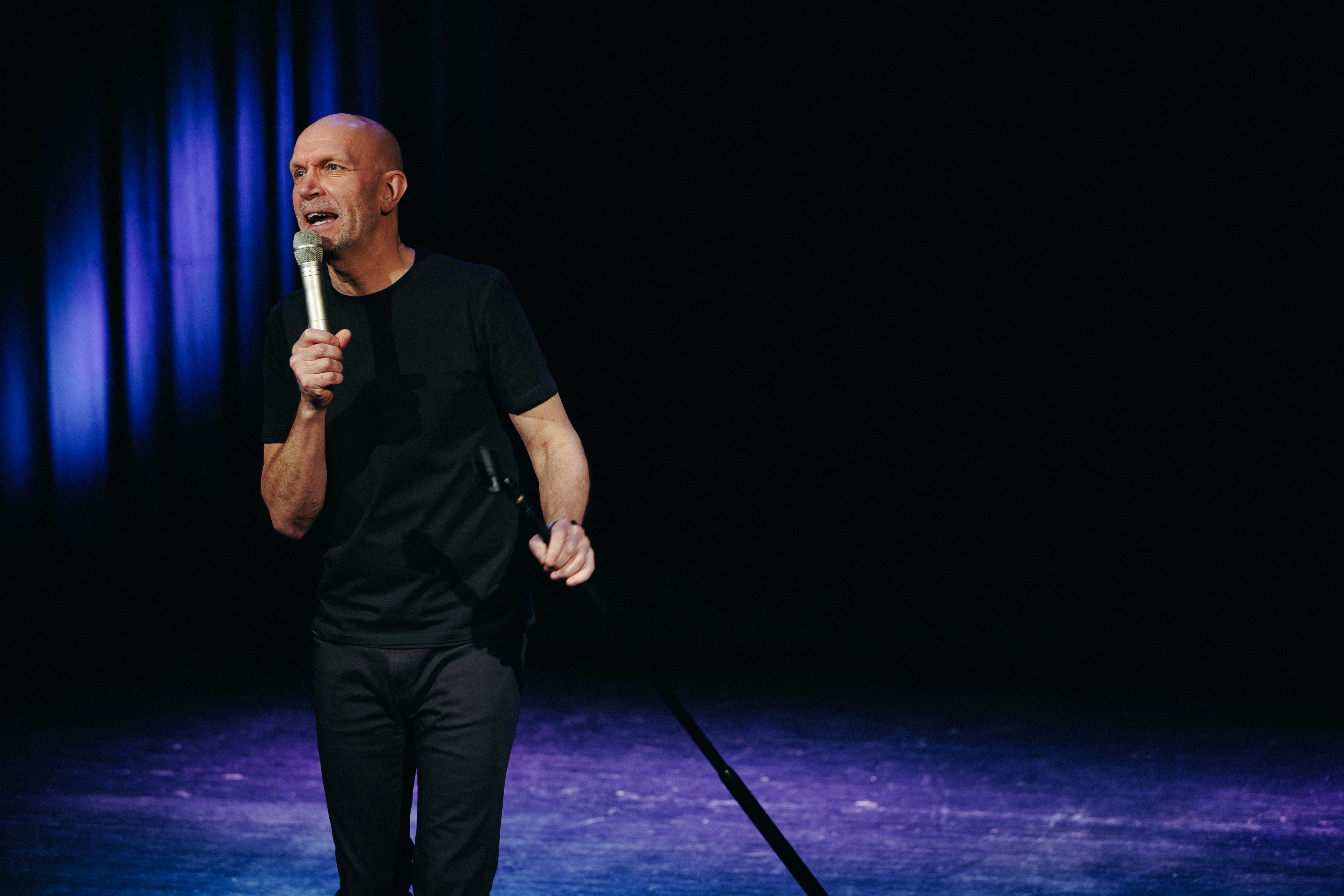 Äntligen – Henrik Hjelt | Standup, humor och skratt hos Kulturaktiebolaget