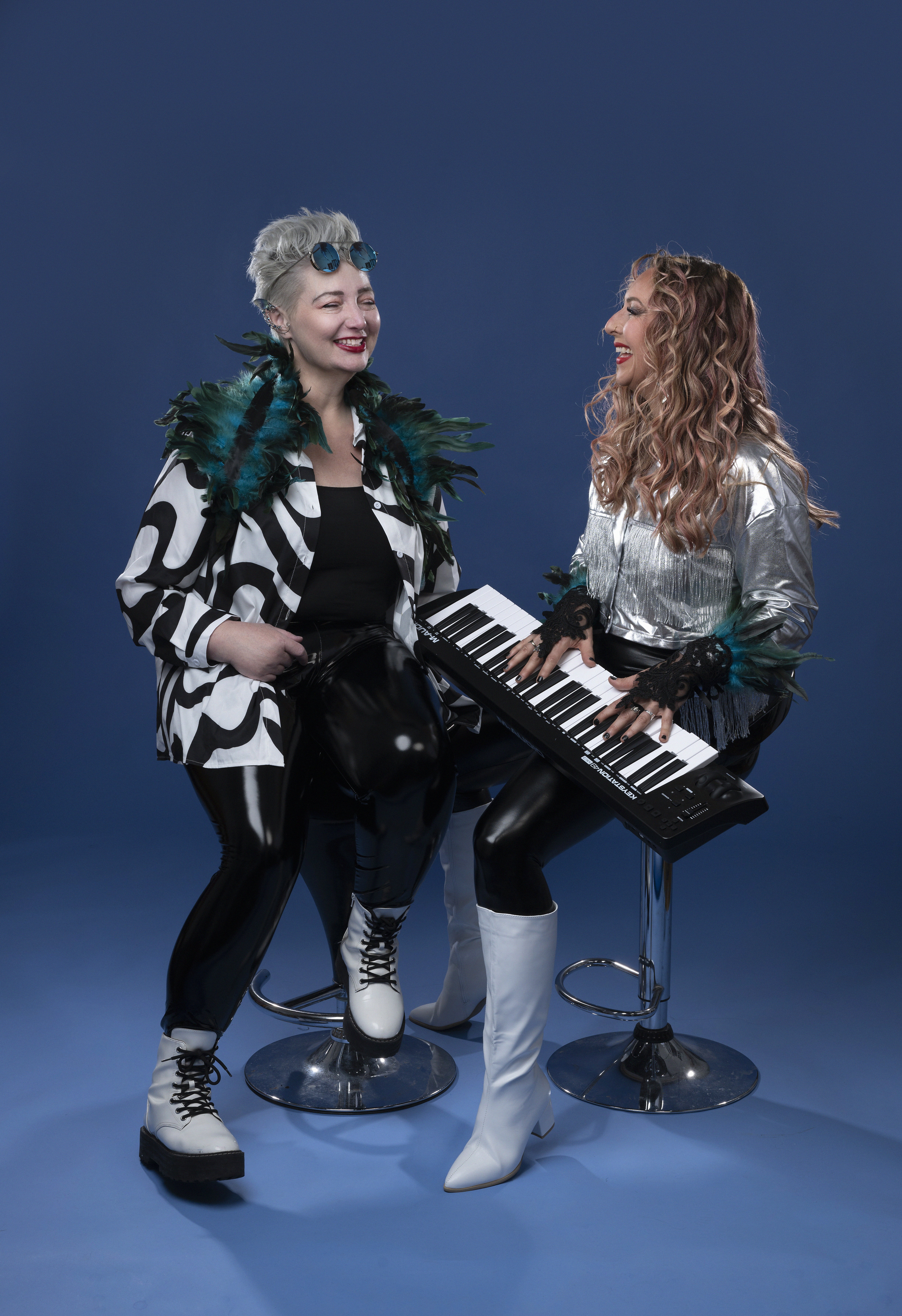 Fr&ouml;ken Bl&aring; &ndash; Mia Westlin & Linda Lejon &ndash; Kulturaktiebolaget