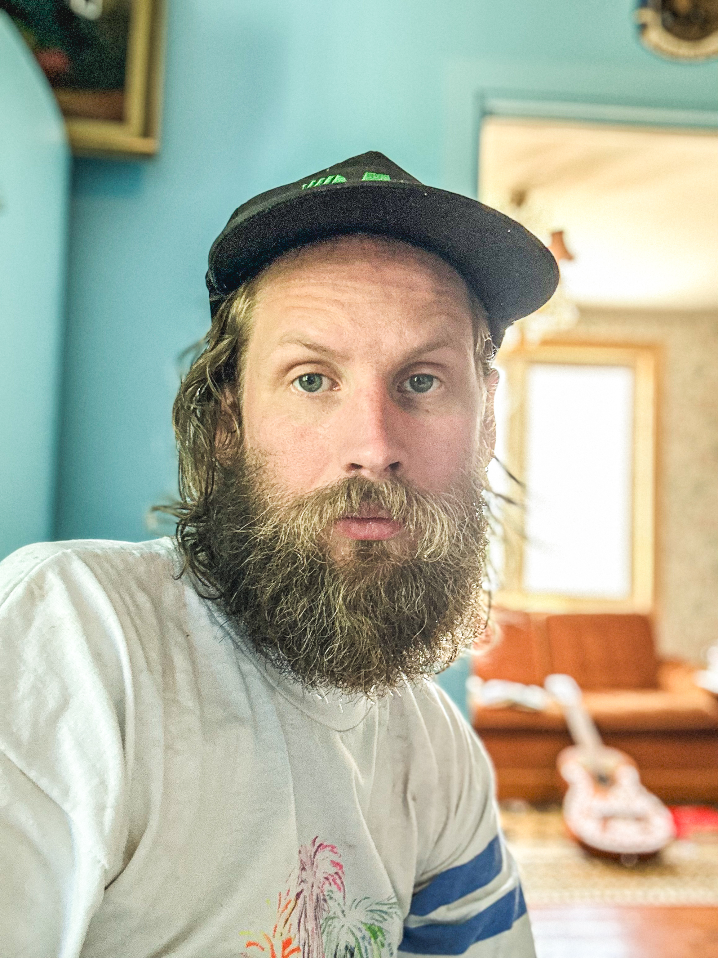 Henrik Nyblom testar nya skämt