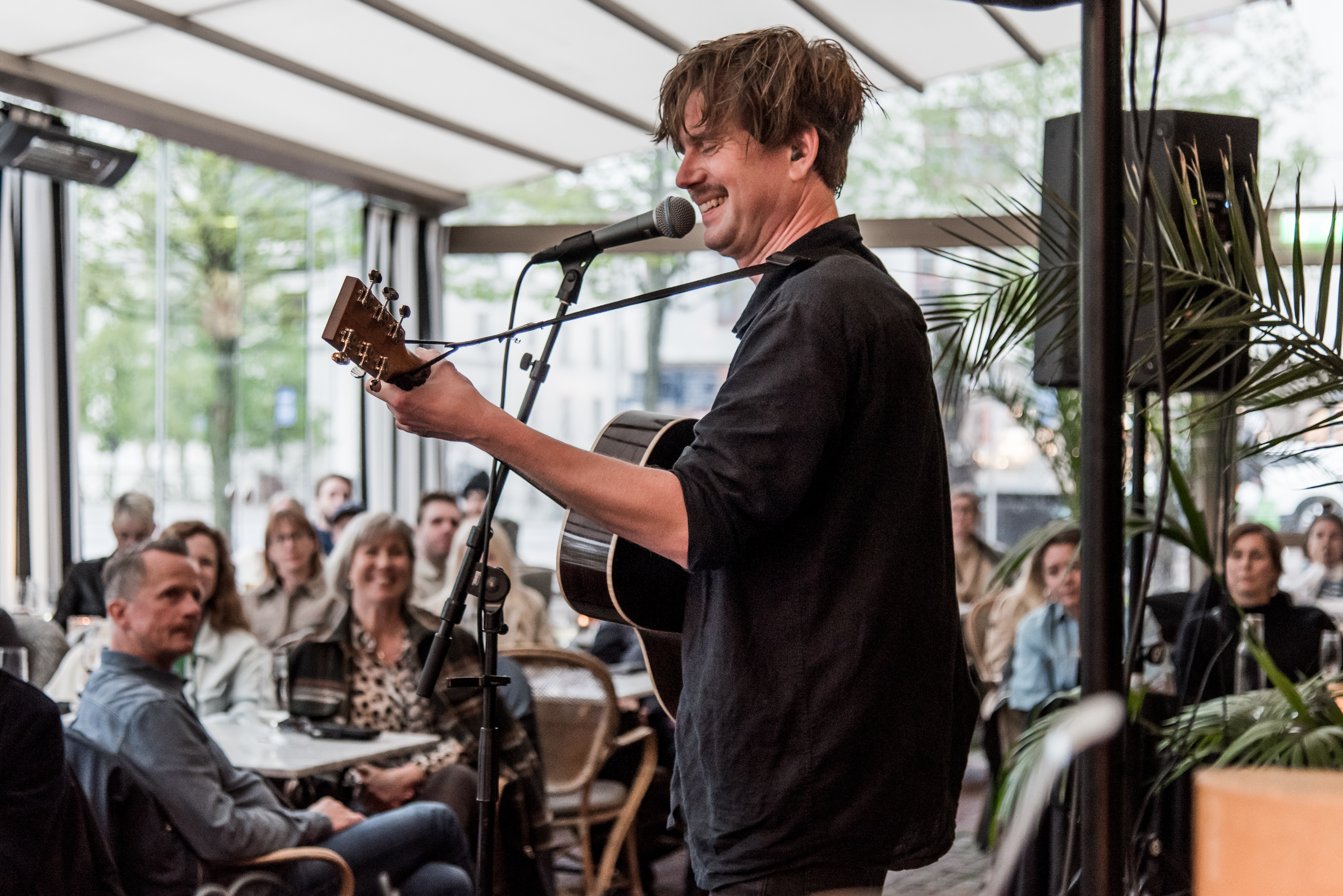 Toner på verandan – Hôtel Eggers & Kulturaktiebolaget